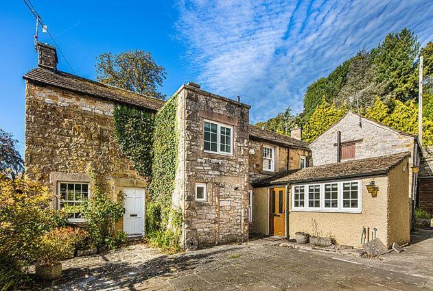 The Artists Loft - A Superb Cottage Sensitively Converted From A Grade II Listed 17Th Century Building Bakewell Exterior foto