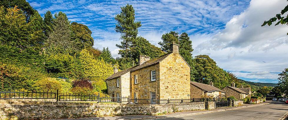The Artists Loft - A Superb Cottage Sensitively Converted From A Grade II Listed 17Th Century Building Bakewell Exterior foto